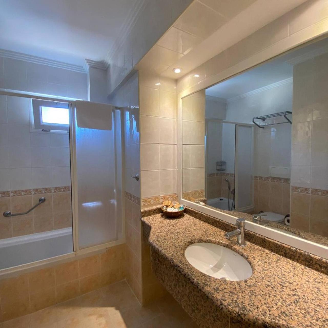 Pine Club Apart Hotel Kusadasi Exterior foto